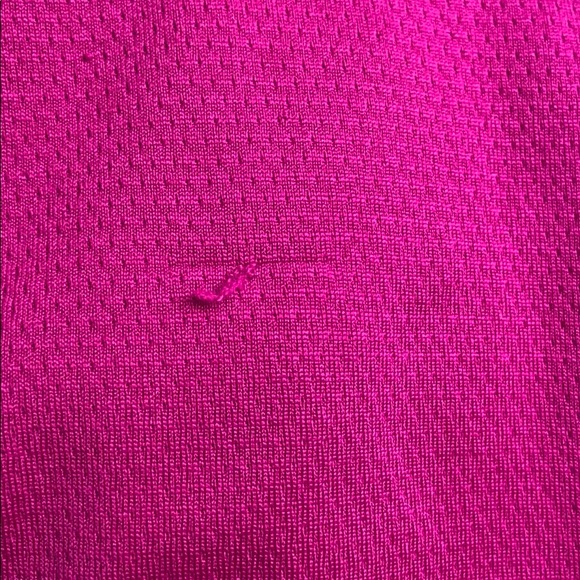 Nike Dri-fit Women’s pullover long sleeve shirt - Picture 4 of 4